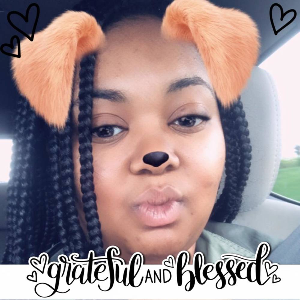 Meet your Posher, Nicole